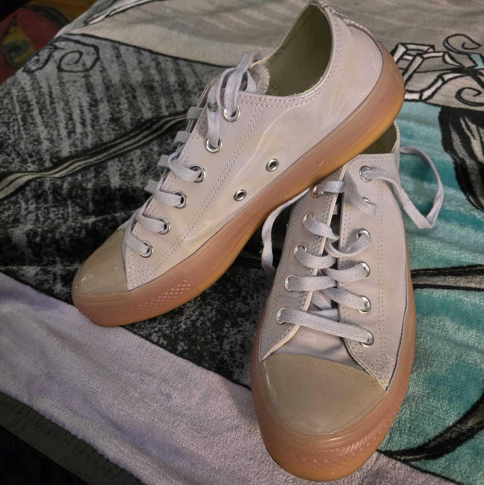Converse Size 9 Women's